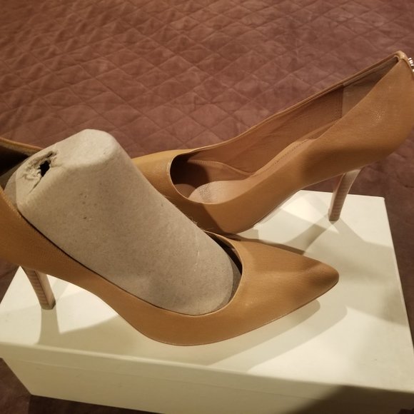 COACH WOMEN SHOES - Picture 3 of 6